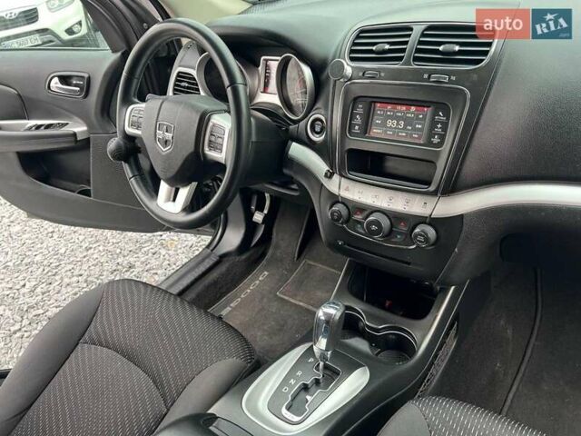 Сірий Додж Джорні, об'ємом двигуна 2.4 л та пробігом 58 тис. км за 13390 $, фото 42 на Automoto.ua