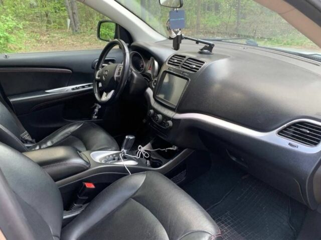 Сірий Додж Джорні, об'ємом двигуна 3.6 л та пробігом 120 тис. км за 8900 $, фото 13 на Automoto.ua