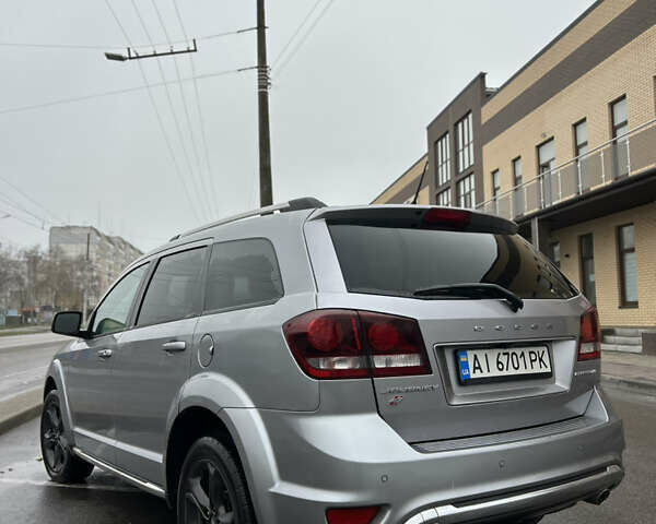 Серый Додж Джорни, объемом двигателя 3.6 л и пробегом 109 тыс. км за 14500 $, фото 5 на Automoto.ua