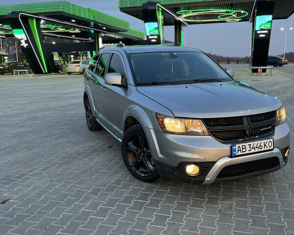 Серый Додж Джорни, объемом двигателя 3.6 л и пробегом 180 тыс. км за 14300 $, фото 17 на Automoto.ua