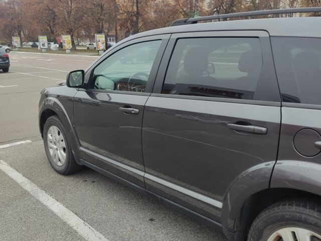 Сірий Додж Джорні, об'ємом двигуна 2.4 л та пробігом 142 тис. км за 13300 $, фото 8 на Automoto.ua