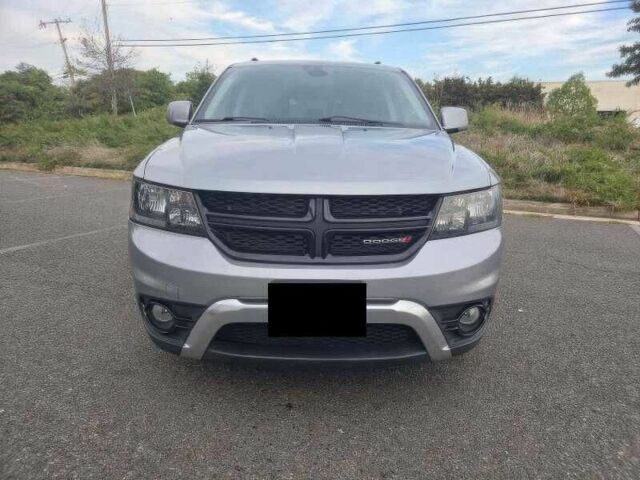 Серый Додж Джорни, объемом двигателя 3.6 л и пробегом 79 тыс. км за 6000 $, фото 1 на Automoto.ua