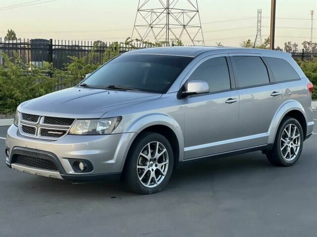 Серый Додж Джорни, объемом двигателя 3.6 л и пробегом 32 тыс. км за 6950 $, фото 2 на Automoto.ua