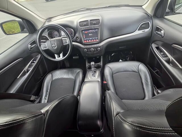 Серый Додж Джорни, объемом двигателя 3.6 л и пробегом 45 тыс. км за 4500 $, фото 8 на Automoto.ua