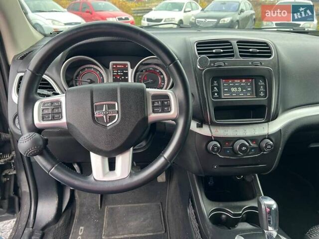 Сірий Додж Джорні, об'ємом двигуна 2.4 л та пробігом 58 тис. км за 13390 $, фото 21 на Automoto.ua
