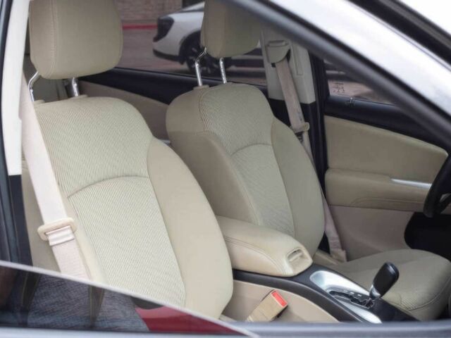 Сірий Додж Джорні, об'ємом двигуна 2.4 л та пробігом 33 тис. км за 11500 $, фото 6 на Automoto.ua