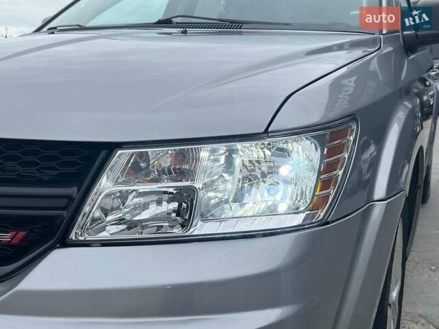 Додж Джорни 2018 в Львове на Automoto.ua Серый Додж Джорни, объемом двигателя 2.4 л и пробегом 133 тыс. км за 10590 $, фото 4 на Automoto.ua
