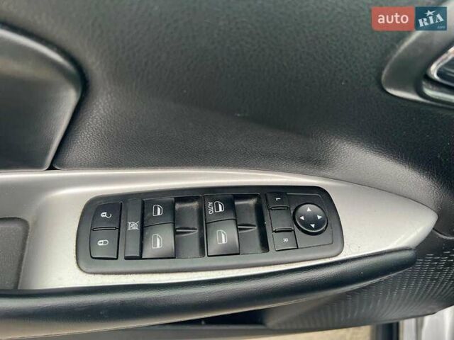 Додж Джорни 2018 в Львове на Automoto.ua Серый Додж Джорни, объемом двигателя 2.4 л и пробегом 133 тыс. км за 10590 $, фото 19 на Automoto.ua
