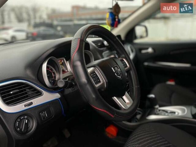 Серый Додж Джорни, объемом двигателя 2.36 л и пробегом 97 тыс. км за 11490 $, фото 21 на Automoto.ua