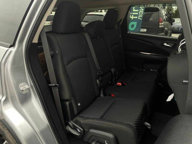 Серый Додж Джорни, объемом двигателя 2.4 л и пробегом 97 тыс. км за 11490 $, фото 13 на Automoto.ua