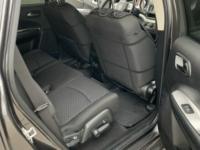 Серый Додж Джорни, объемом двигателя 2.4 л и пробегом 105 тыс. км за 13500 $, фото 9 на Automoto.ua