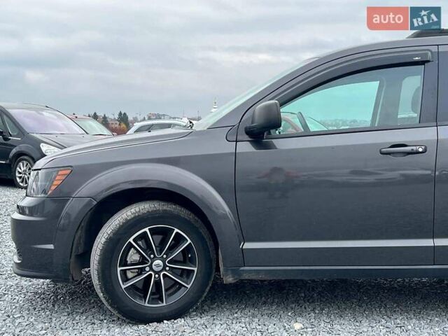 Сірий Додж Джорні, об'ємом двигуна 2.4 л та пробігом 58 тис. км за 13390 $, фото 3 на Automoto.ua