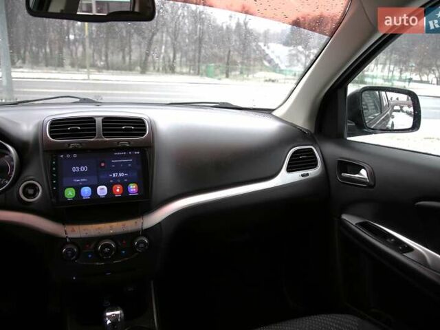 Серый Додж Джорни, объемом двигателя 2.36 л и пробегом 157 тыс. км за 13900 $, фото 12 на Automoto.ua