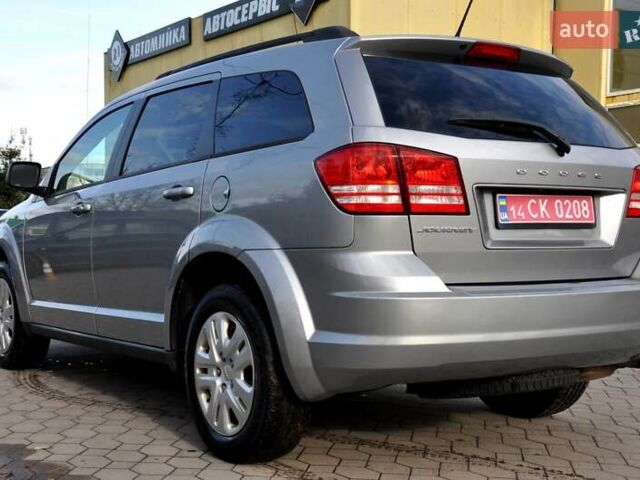 Додж Джорни 2018 в Львове на Automoto.ua Серый Додж Джорни, объемом двигателя 2.36 л и пробегом 176 тыс. км за 8999 $, фото 13 на Automoto.ua