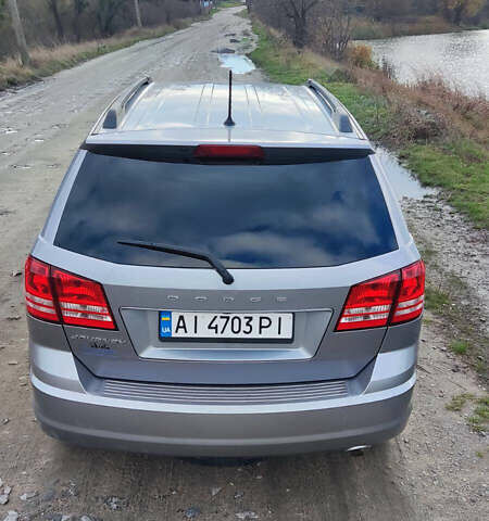 Серый Додж Джорни, объемом двигателя 2.36 л и пробегом 53 тыс. км за 13500 $, фото 5 на Automoto.ua