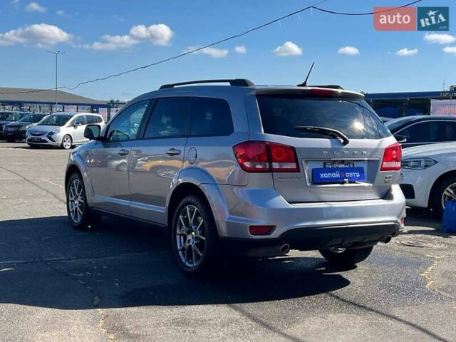 Серый Додж Джорни, объемом двигателя 3.6 л и пробегом 81 тыс. км за 14799 $, фото 6 на Automoto.ua