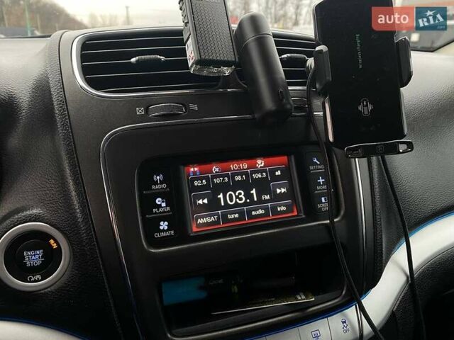 Серый Додж Джорни, объемом двигателя 2.36 л и пробегом 97 тыс. км за 11490 $, фото 31 на Automoto.ua