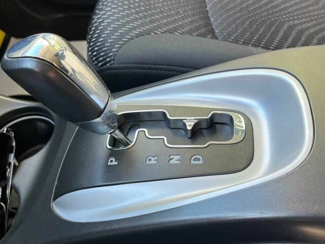 Серый Додж Джорни, объемом двигателя 2.4 л и пробегом 123 тыс. км за 13150 $, фото 12 на Automoto.ua