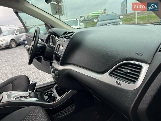 Сірий Додж Джорні, об'ємом двигуна 2.4 л та пробігом 58 тис. км за 13390 $, фото 41 на Automoto.ua