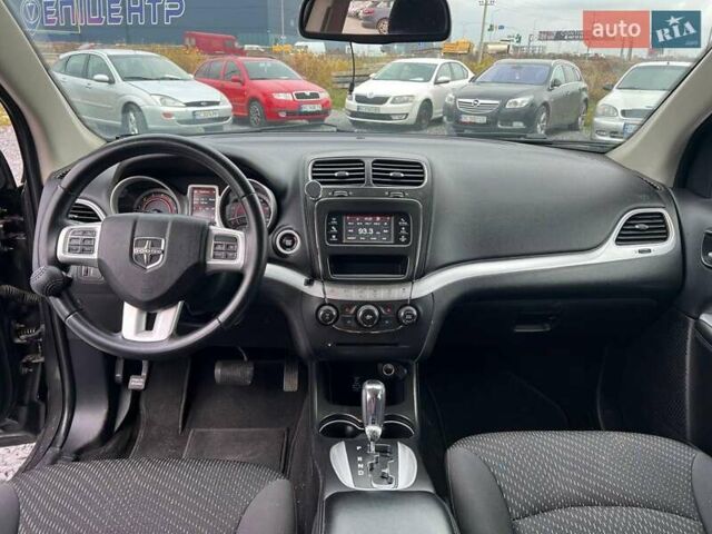 Сірий Додж Джорні, об'ємом двигуна 2.4 л та пробігом 58 тис. км за 13390 $, фото 35 на Automoto.ua