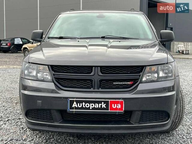 Сірий Додж Джорні, об'ємом двигуна 2.4 л та пробігом 58 тис. км за 13390 $, фото 1 на Automoto.ua