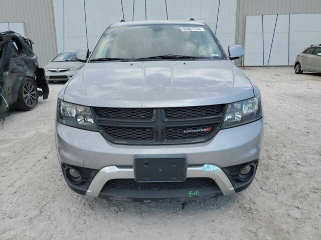 Серый Додж Джорни, объемом двигателя 0 л и пробегом 134 тыс. км за 1600 $, фото 4 на Automoto.ua