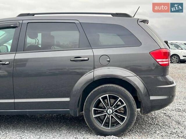 Сірий Додж Джорні, об'ємом двигуна 2.4 л та пробігом 58 тис. км за 13390 $, фото 5 на Automoto.ua