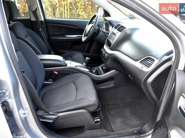 Додж Джорни 2018 в Львове на Automoto.ua Серый Додж Джорни, объемом двигателя 2.36 л и пробегом 176 тыс. км за 8999 $, фото 31 на Automoto.ua