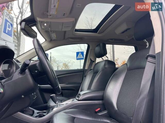 Серый Додж Джорни, объемом двигателя 3.61 л и пробегом 98 тыс. км за 17990 $, фото 26 на Automoto.ua