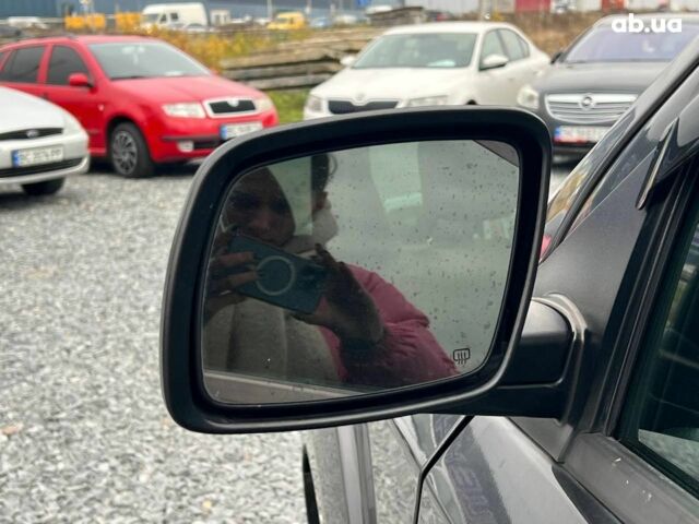 Серый Додж Джорни, объемом двигателя 2.4 л и пробегом 58 тыс. км за 13490 $, фото 13 на Automoto.ua