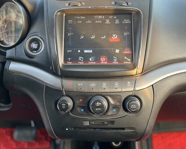 Серый Додж Джорни, объемом двигателя 3.6 л и пробегом 180 тыс. км за 14300 $, фото 22 на Automoto.ua