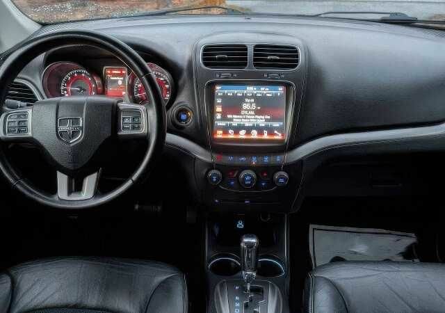 Додж Джорни 2018 в Львове на Automoto.ua Серый Додж Джорни, объемом двигателя 3.6 л и пробегом 88 тыс. км за 3000 $, фото 11 на Automoto.ua