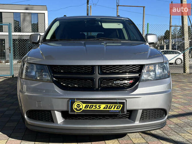 Серый Додж Джорни, объемом двигателя 2.36 л и пробегом 123 тыс. км за 13150 $, фото 1 на Automoto.ua