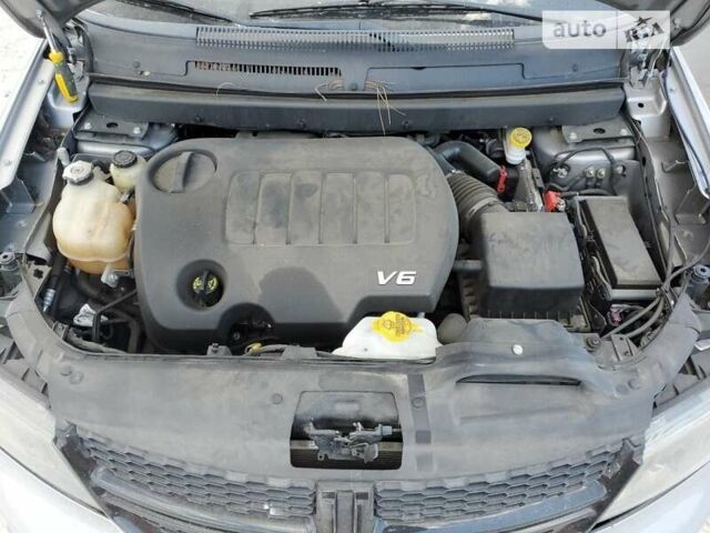 Серый Додж Джорни, объемом двигателя 0 л и пробегом 135 тыс. км за 3000 $, фото 9 на Automoto.ua