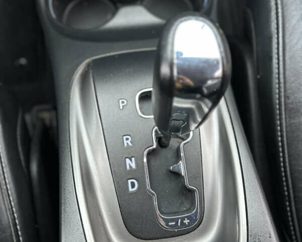 Серый Додж Джорни, объемом двигателя 3.6 л и пробегом 109 тыс. км за 14500 $, фото 19 на Automoto.ua