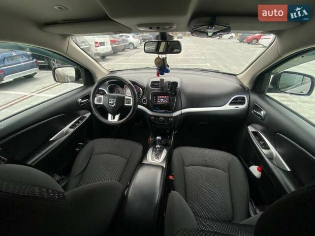 Серый Додж Джорни, объемом двигателя 2.36 л и пробегом 97 тыс. км за 11490 $, фото 40 на Automoto.ua