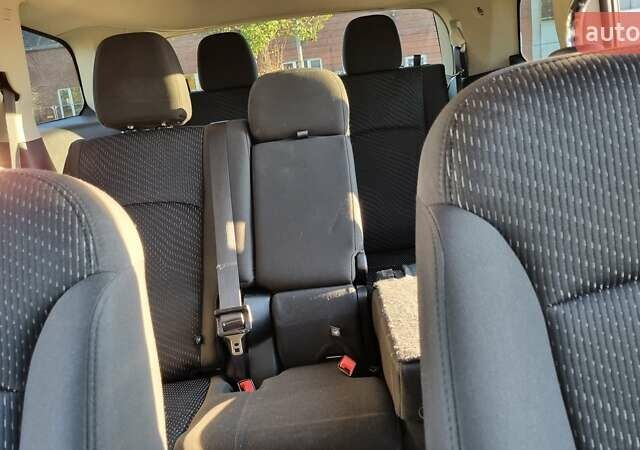 Серый Додж Джорни, объемом двигателя 2.4 л и пробегом 176 тыс. км за 11800 $, фото 11 на Automoto.ua