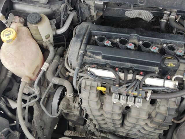 Сірий Додж Джорні, об'ємом двигуна 2.4 л та пробігом 142 тис. км за 13300 $, фото 18 на Automoto.ua