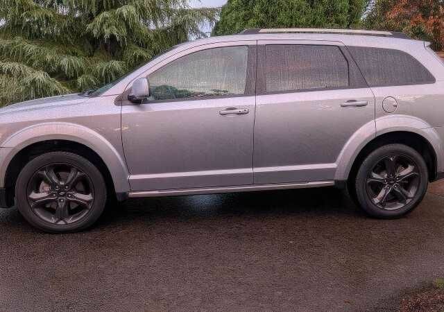 Додж Джорни 2018 в Львове на Automoto.ua Серый Додж Джорни, объемом двигателя 3.6 л и пробегом 88 тыс. км за 3000 $, фото 2 на Automoto.ua