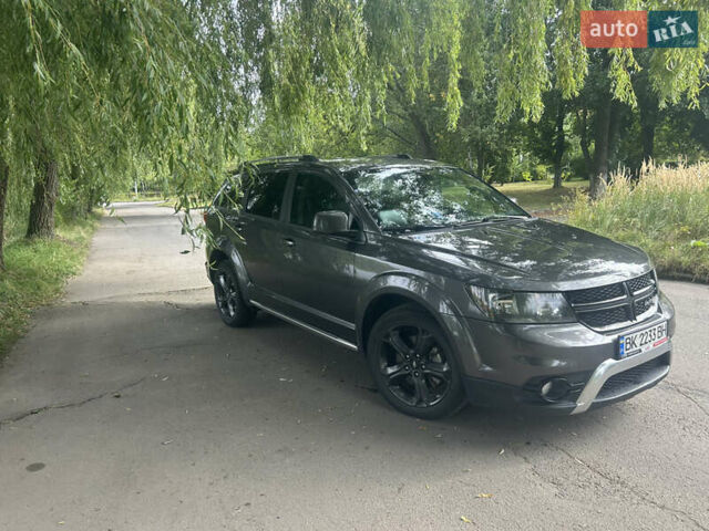 Серый Додж Джорни, объемом двигателя 3.6 л и пробегом 110 тыс. км за 12600 $, фото 2 на Automoto.ua