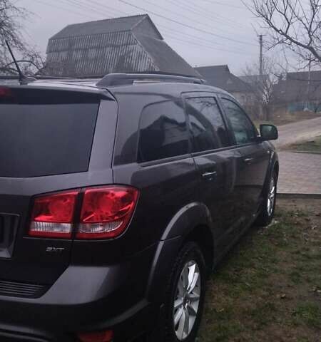 Сірий Додж Джорні, об'ємом двигуна 2.36 л та пробігом 150 тис. км за 12700 $, фото 3 на Automoto.ua