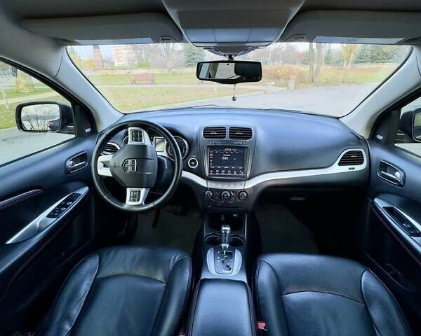 Сірий Додж Джорні, об'ємом двигуна 3.6 л та пробігом 61 тис. км за 16300 $, фото 8 на Automoto.ua