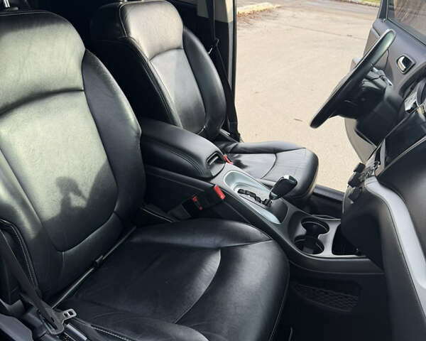 Сірий Додж Джорні, об'ємом двигуна 2.36 л та пробігом 137 тис. км за 14000 $, фото 12 на Automoto.ua