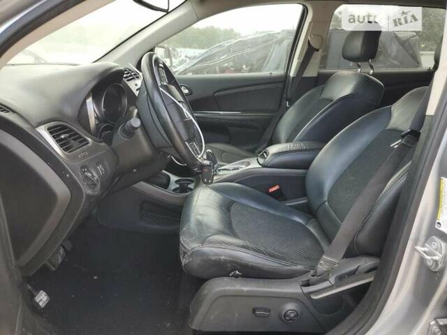 Серый Додж Джорни, объемом двигателя 0 л и пробегом 135 тыс. км за 3000 $, фото 7 на Automoto.ua