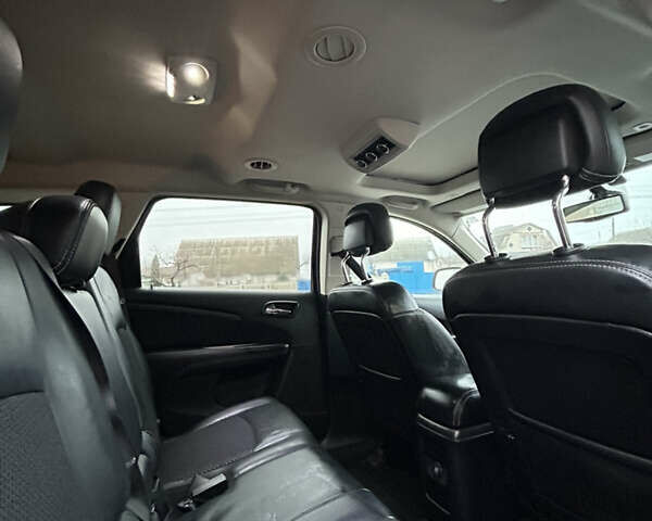 Серый Додж Джорни, объемом двигателя 3.6 л и пробегом 109 тыс. км за 14500 $, фото 10 на Automoto.ua