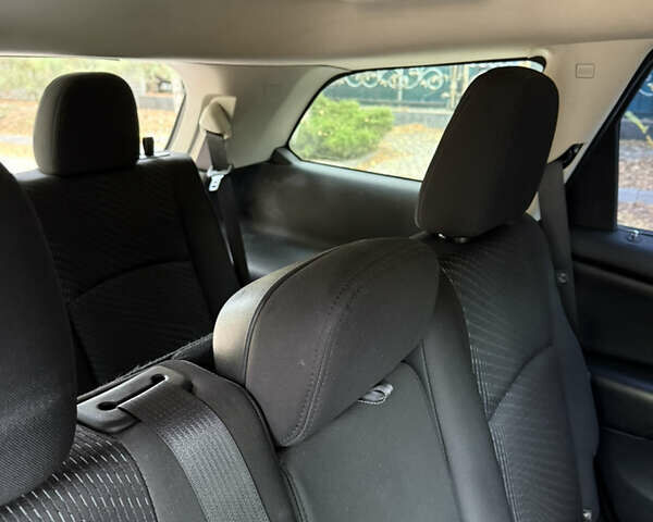 Серый Додж Джорни, объемом двигателя 2.4 л и пробегом 177 тыс. км за 12999 $, фото 14 на Automoto.ua