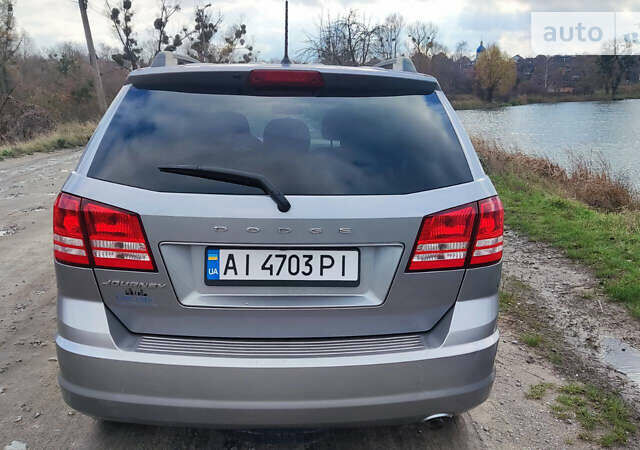 Серый Додж Джорни, объемом двигателя 2.36 л и пробегом 53 тыс. км за 13500 $, фото 18 на Automoto.ua