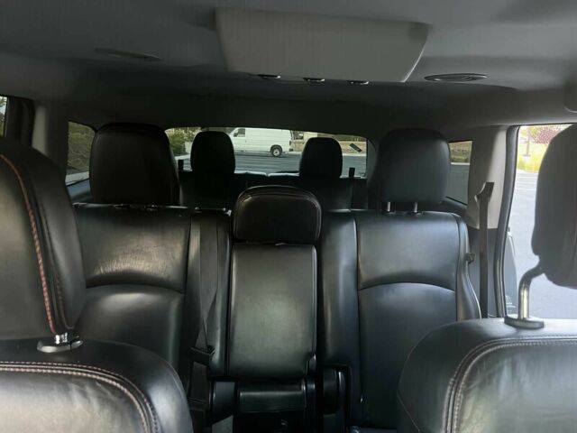 Серый Додж Джорни, объемом двигателя 3.6 л и пробегом 32 тыс. км за 6950 $, фото 9 на Automoto.ua