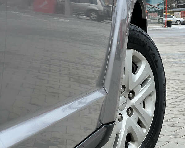Сірий Додж Джорні, об'ємом двигуна 3.6 л та пробігом 49 тис. км за 13400 $, фото 18 на Automoto.ua