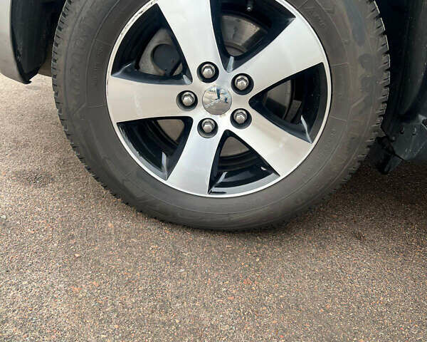 Серый Додж Джорни, объемом двигателя 2.4 л и пробегом 112 тыс. км за 13000 $, фото 8 на Automoto.ua